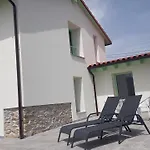 La Chapisteria De Somao Holiday home